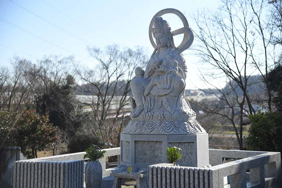 仏子聖地霊園