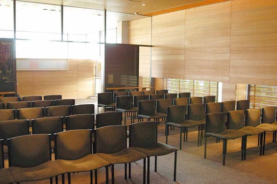 江東メモリアル