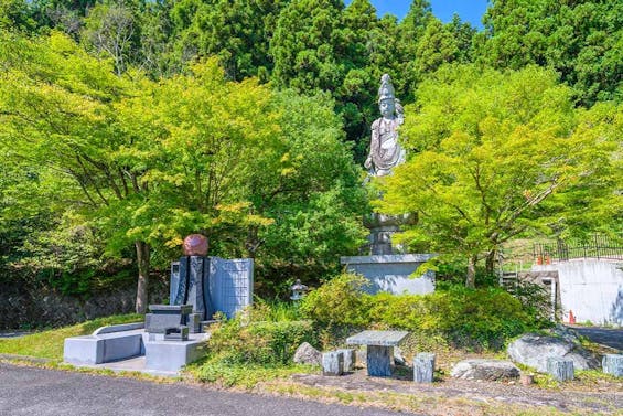 多摩聖地霊園