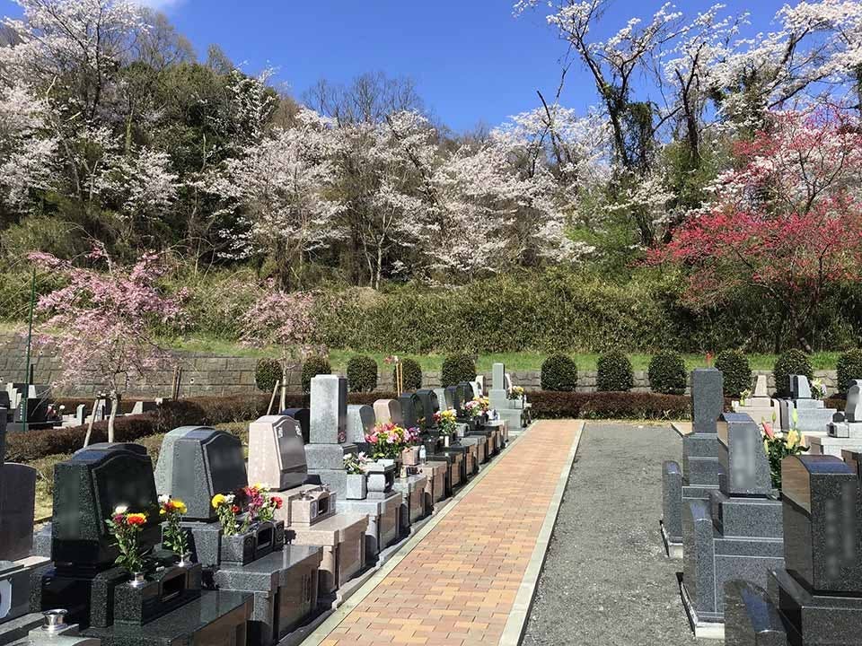 武蔵岡霊園