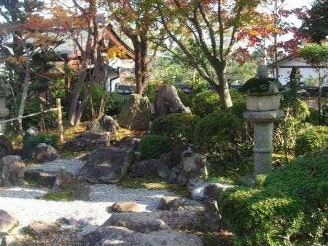 洞雲寺墓苑の画像