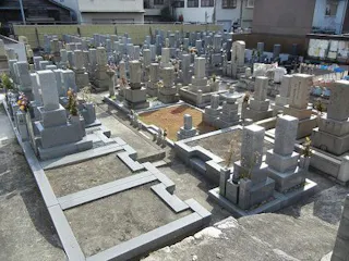 泰聖寺墓地