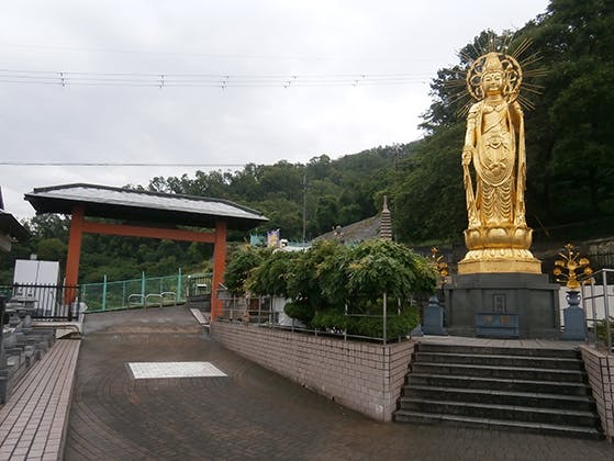 大窪寺霊苑