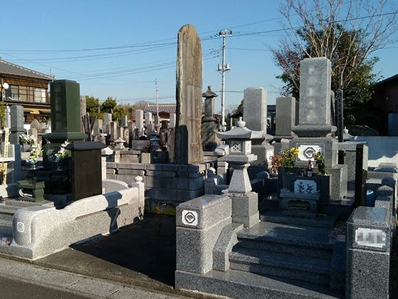 満願寺墓苑
