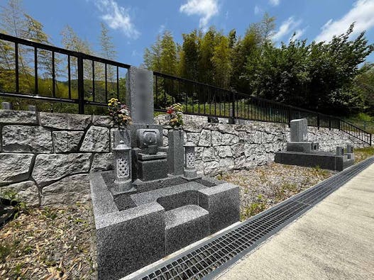 正法寺春日霊苑