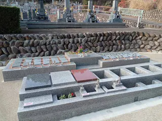 洞泉寺霊園