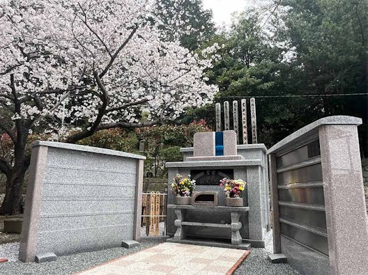 時宗総本山 遊行寺墓苑