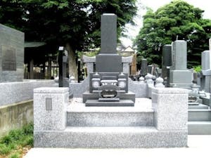 大本山 法華経寺墓苑の画像