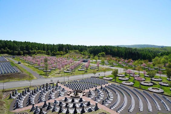 真駒内滝野霊園