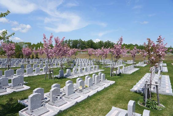 真駒内滝野霊園