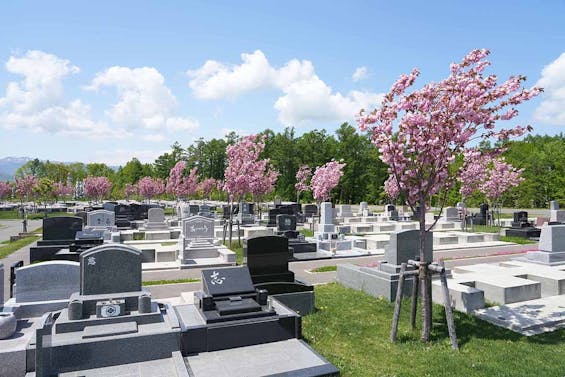 真駒内滝野霊園