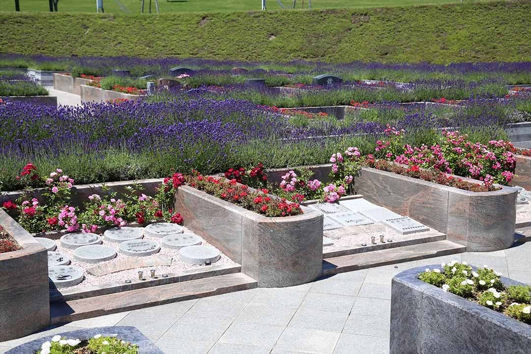 真駒内滝野霊園