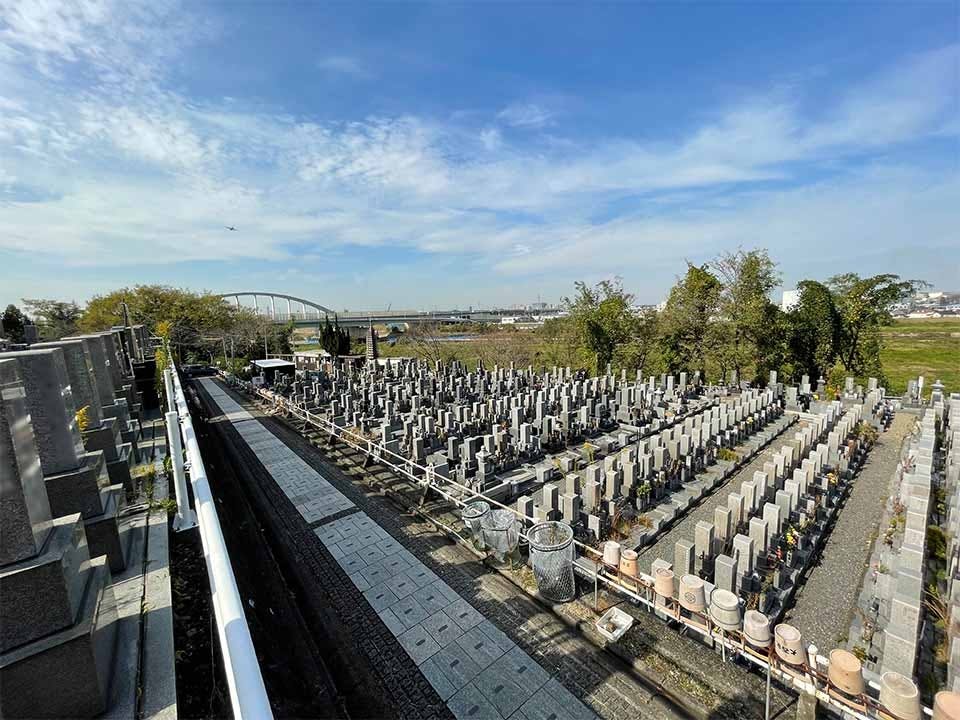 東山霊園 園内風景