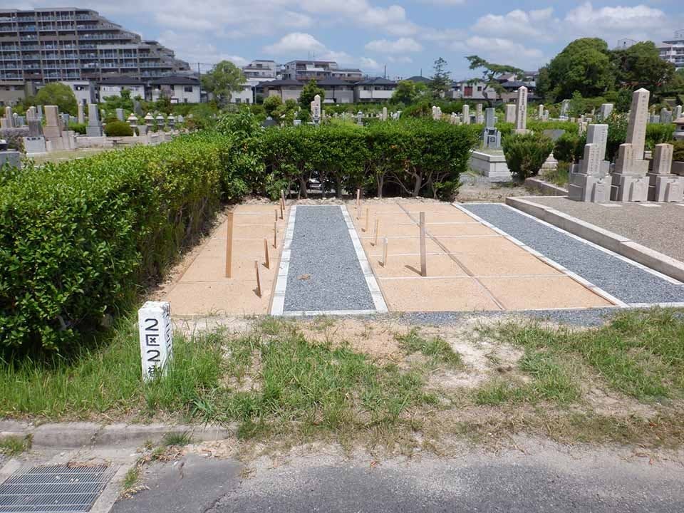 大阪市設 服部霊園