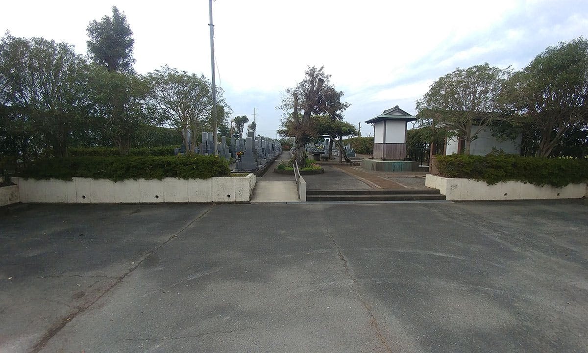 磐田市富里霊園