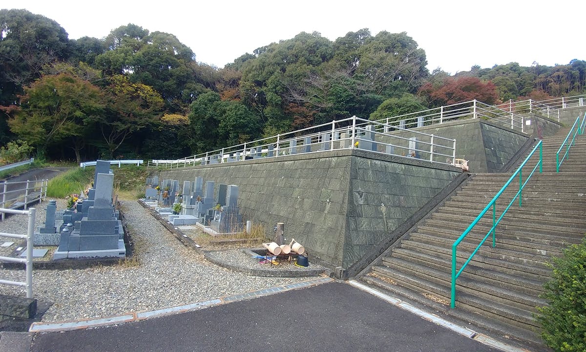 豊川市御油墓園