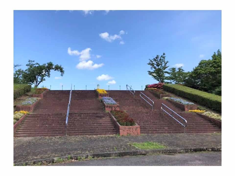 春日井市営 潮見坂平和公園