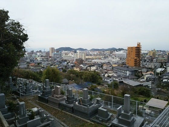 松山市営 山越墓地の画像