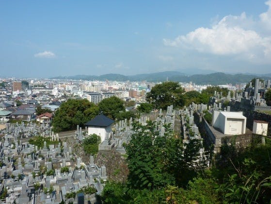 松山市営 宝塔寺境外墓地