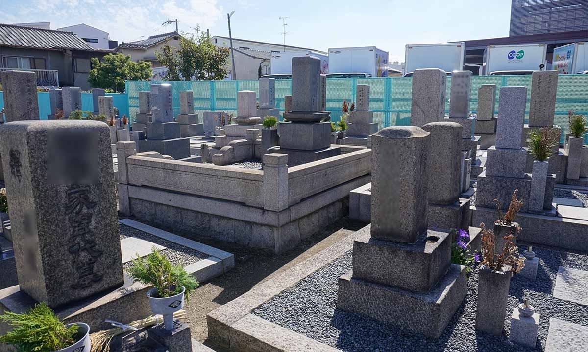 吹田市有新田墓地