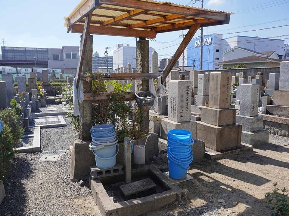 吹田市有新田墓地