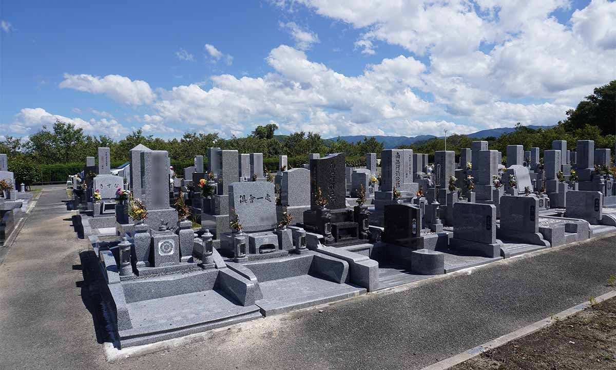 岸和田市墓苑(流木墓苑)