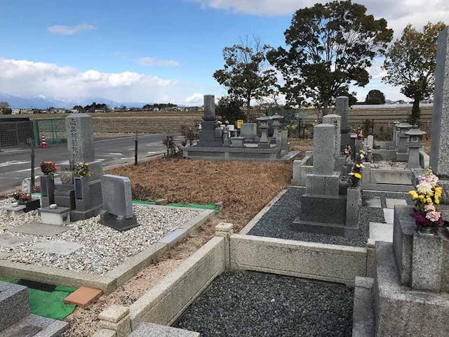 栗東市営 十里墓地