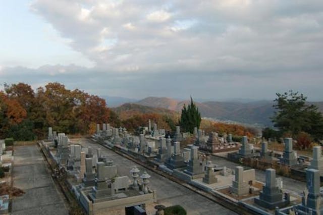 岡山市営 笠井山霊園