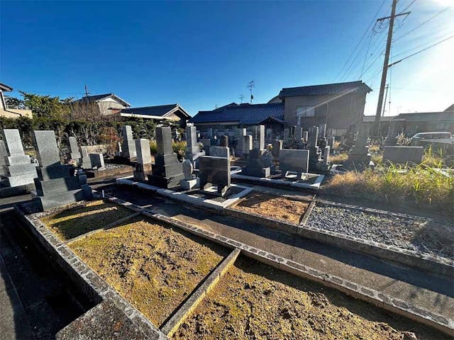 大浦三ツ屋霊園