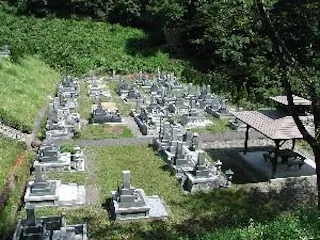 高山市営 宇津江墓地