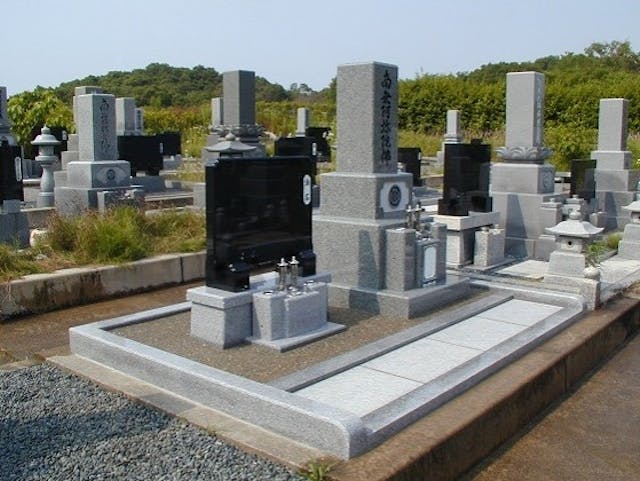 能美市営 辰口峠山墓園