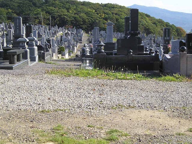 深川市一已墓地