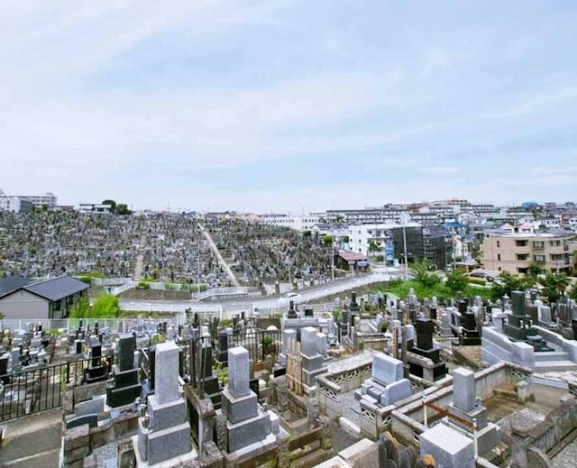 横浜市営 三ツ沢墓地