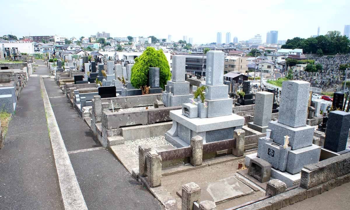 横浜市営 三ツ沢墓地