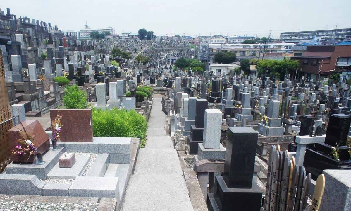 横浜市営 三ツ沢墓地