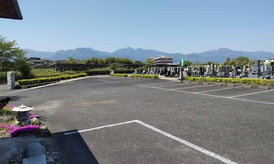 三滝川メモリアルパーク