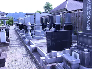 典厩寺墓地