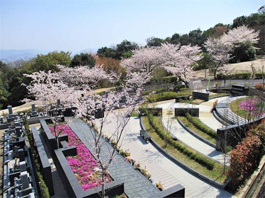 広島平和霊園