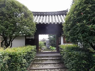 願成寺墓地