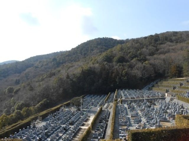 川西市公営霊園