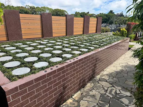 公園墓地風の杜「湘南庭苑」