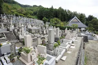 徳林寺墓苑
