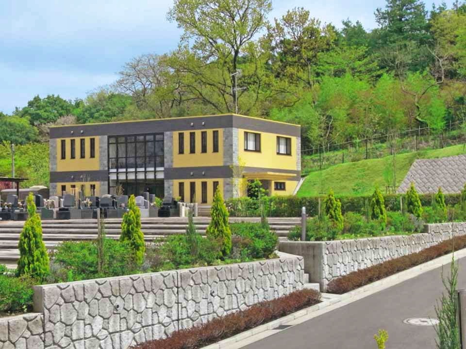 メモリアルサンステージ