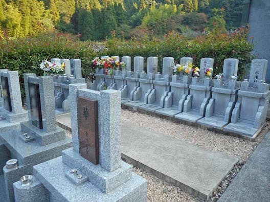 久留米中央霊園 樹木葬「悠久の苑」