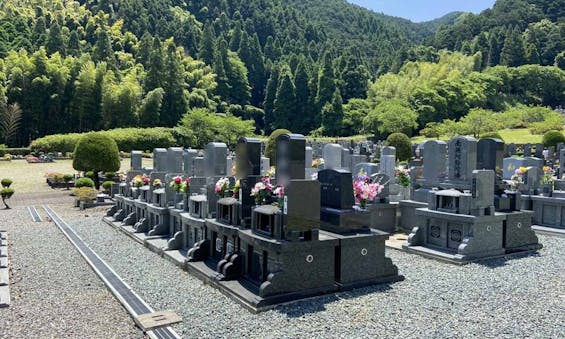 久留米中央霊園 樹木葬「悠久の苑」