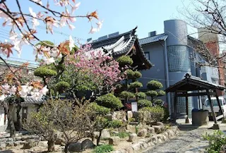 銀山寺墓地