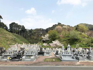 高城寺墓苑