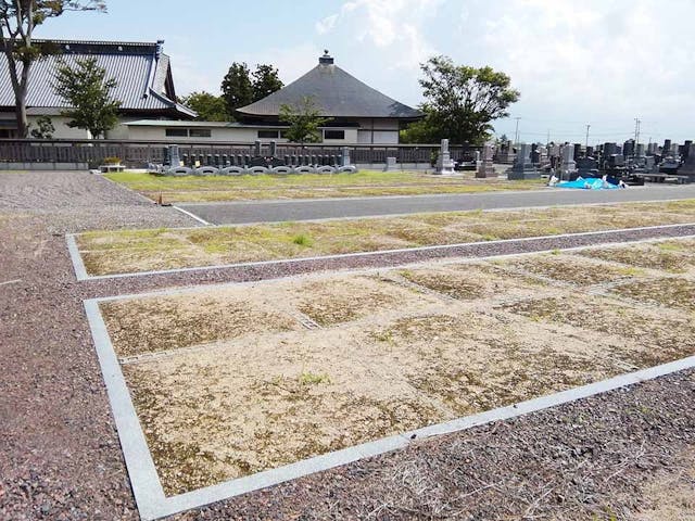 新津墓苑（盛岩寺）