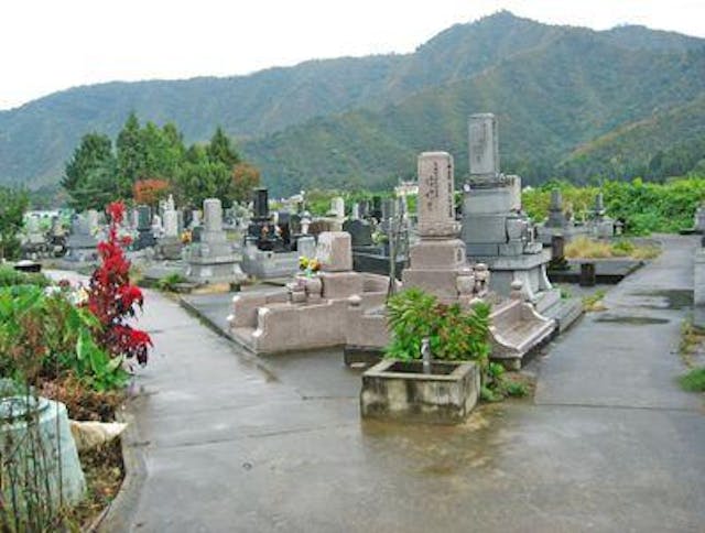 南魚沼市 六日町共同墓地