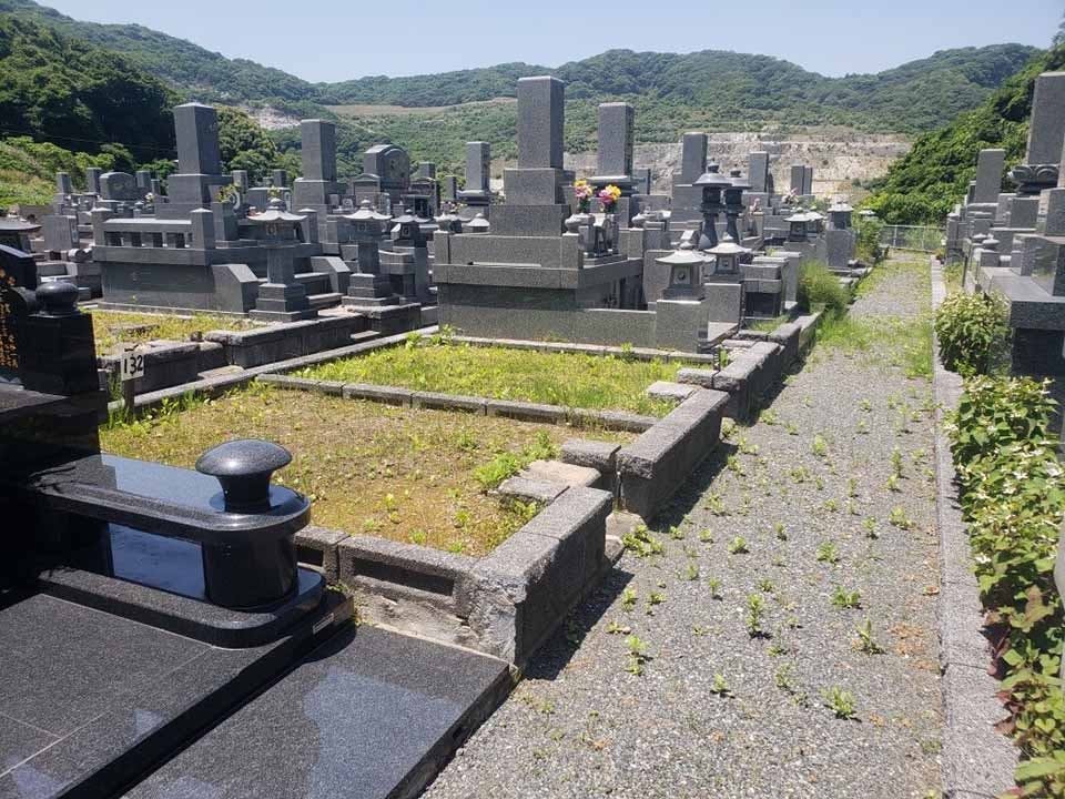 苅田町営 かんだ霊園 墓域